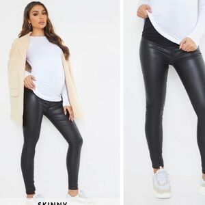 🌹 NWOT - Pretty Little Things Maternity • Black Mat Coated Denim Skinny